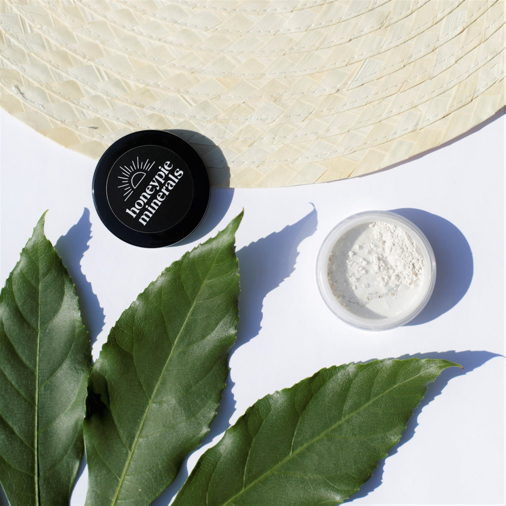 Pearlescent Powder, vegan powder, pearl powder cosmetics, vegan make up, organic make up, sustainable make up