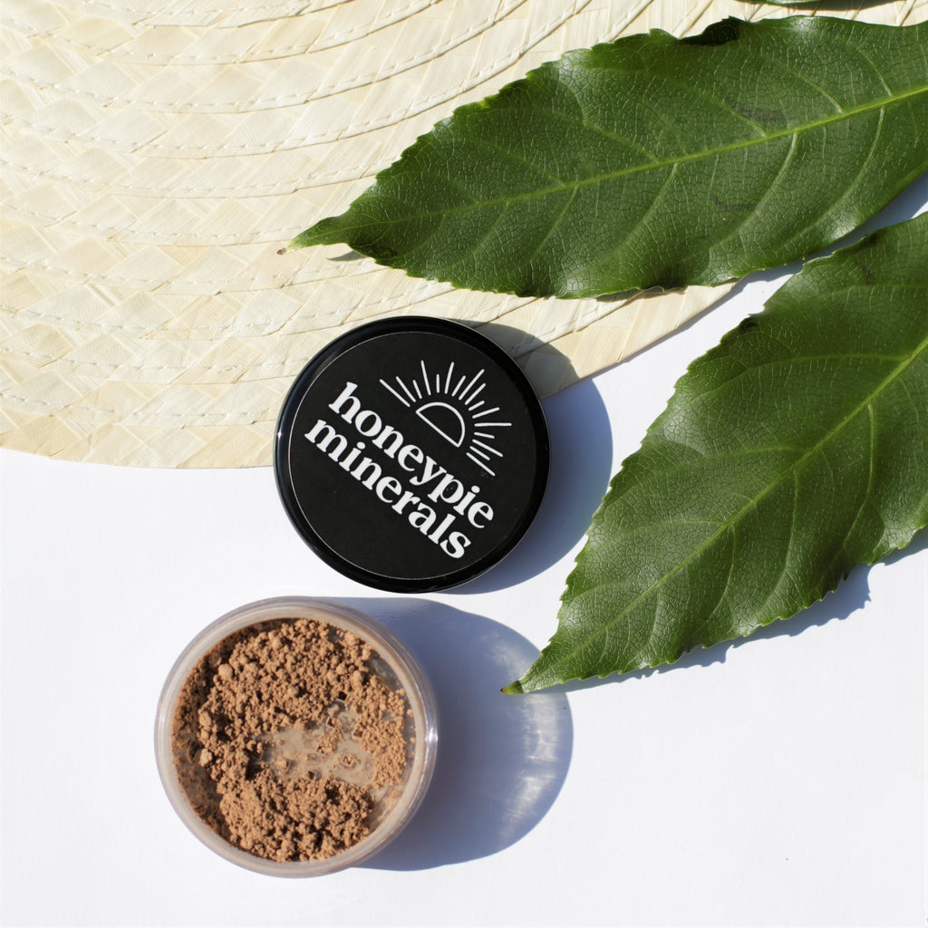bronzer, honeypie minerals, honeypie minerals bronzer, natural bronzer, vegan bronzer, eco friendly make up, sustainable make up, natural make up